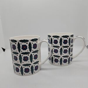 V&A Victoria & Albert Museum fine china Iznik coffee mugs set of 2